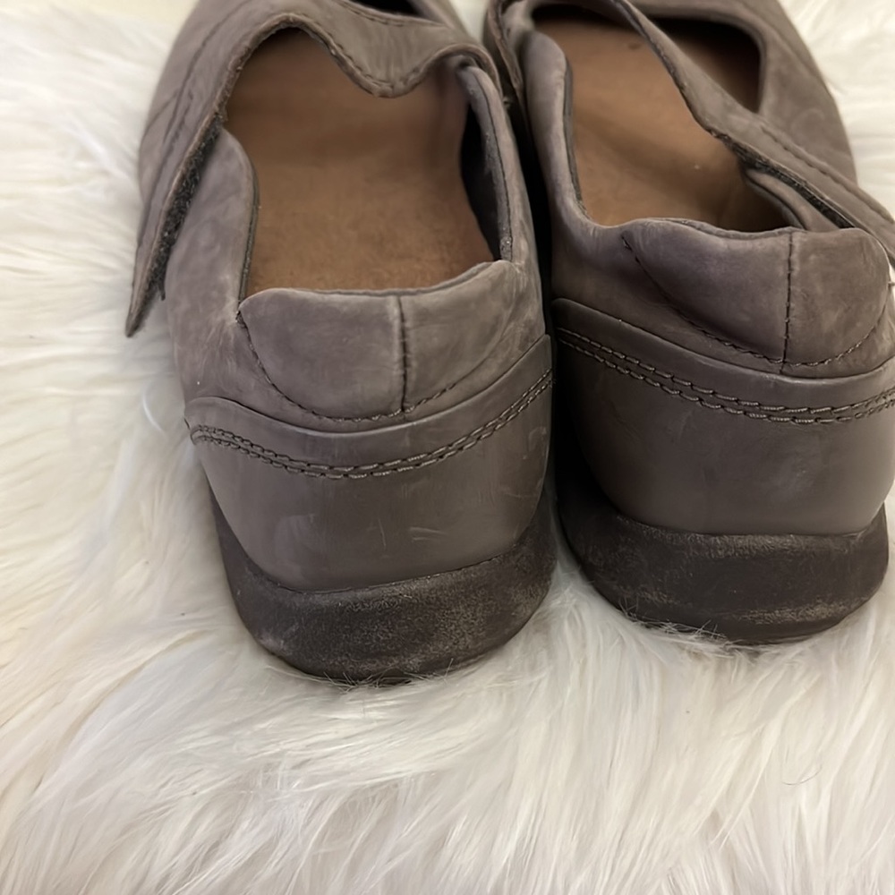 aravon mary jane shoes